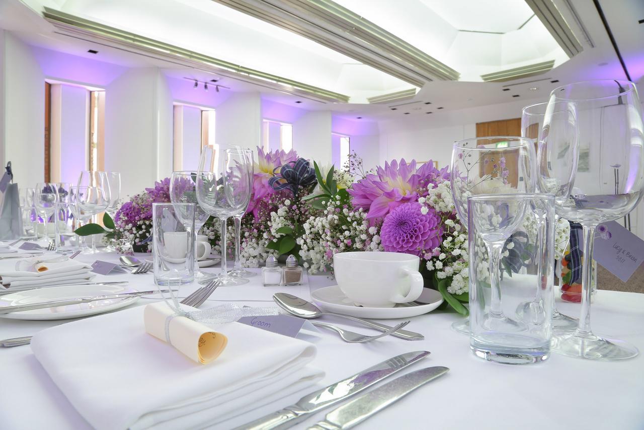 Beales Hotel Hatfield  Eksteriør billede