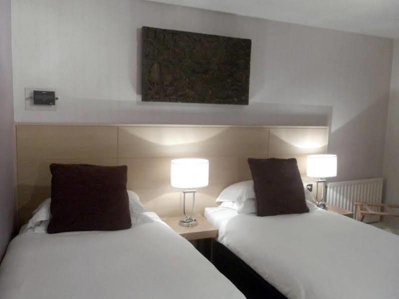 Beales Hotel Hatfield  Eksteriør billede